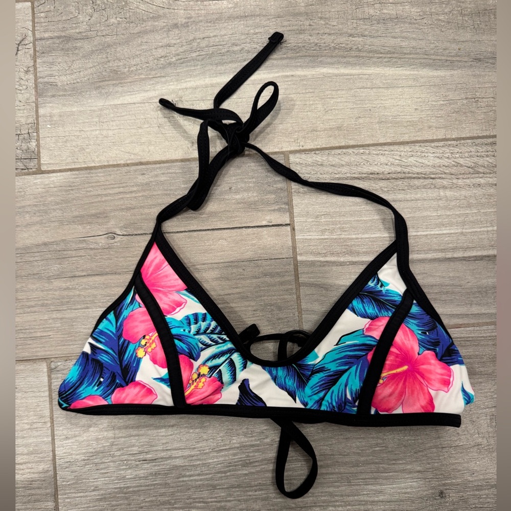 Xhilaration Tropical Pattern Bikini Top (Target Brand) with Black Lining